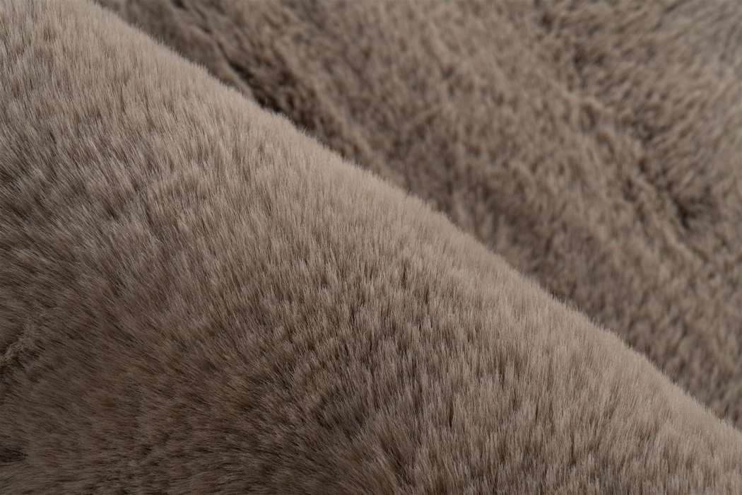 8d3vc-65-100-badematte-rabbit-200-dunkelbeige-65cm-x-100cm-makro-201.jpg