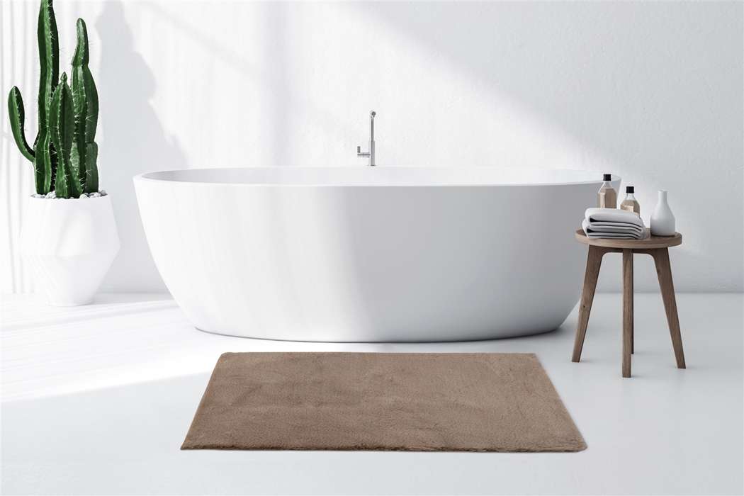 bj7v5-70-130-badematte-rabbit-light-200-dunkelbeige-70cm-x-130cm-ambiente-201.jpg