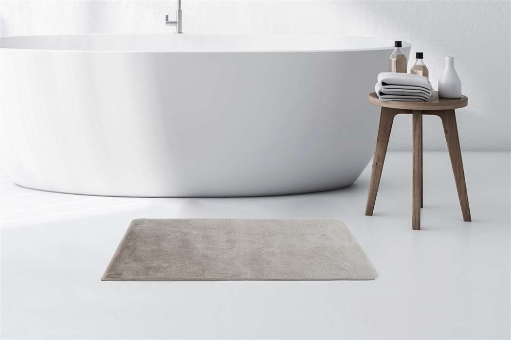 ic214-50-90-badematte-rabbit-light-300-hellgrau-50cm-x-90cm-ambiente-201.jpg