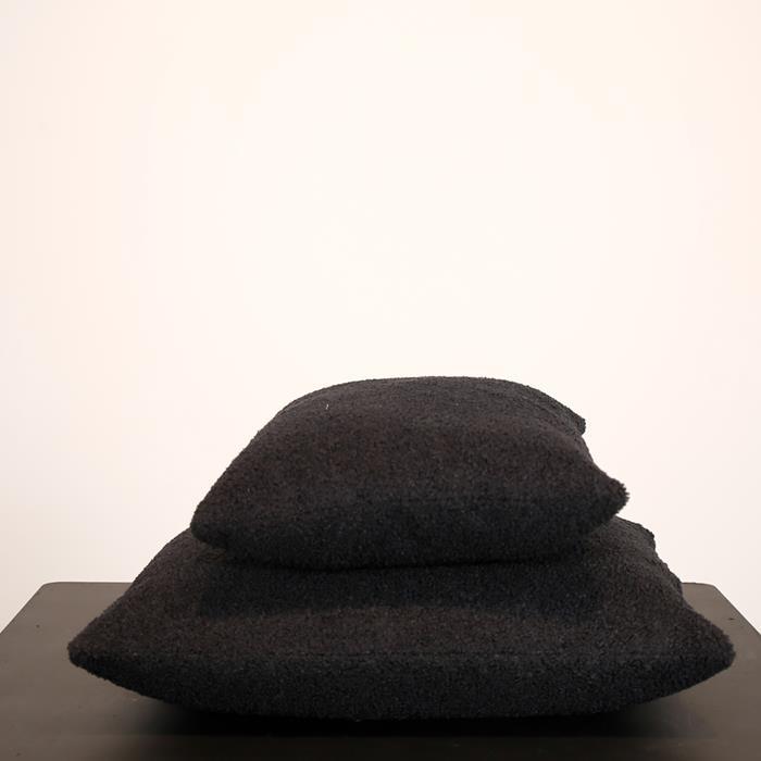kussen-avantgarde-zwart-50x50-3.jpg