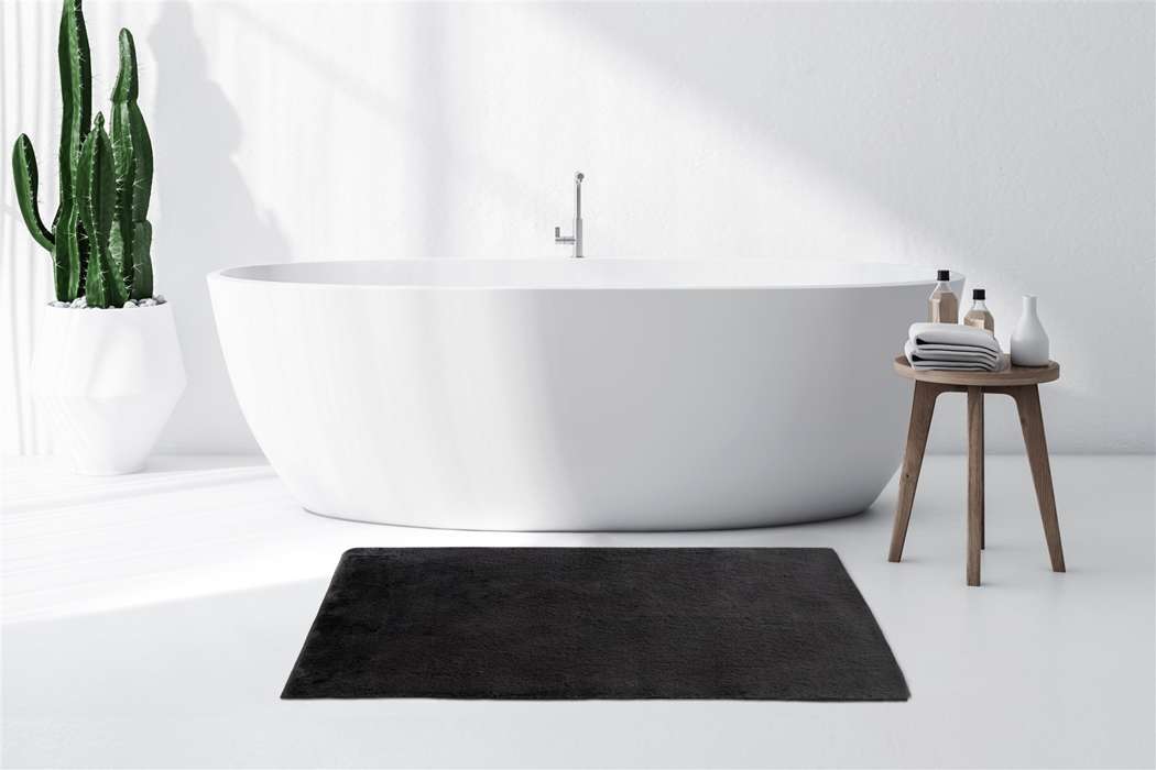 qiodn-70-130-badematte-rabbit-light-100-dunkelgrau-70cm-x-130cm-ambiente-201.jpg