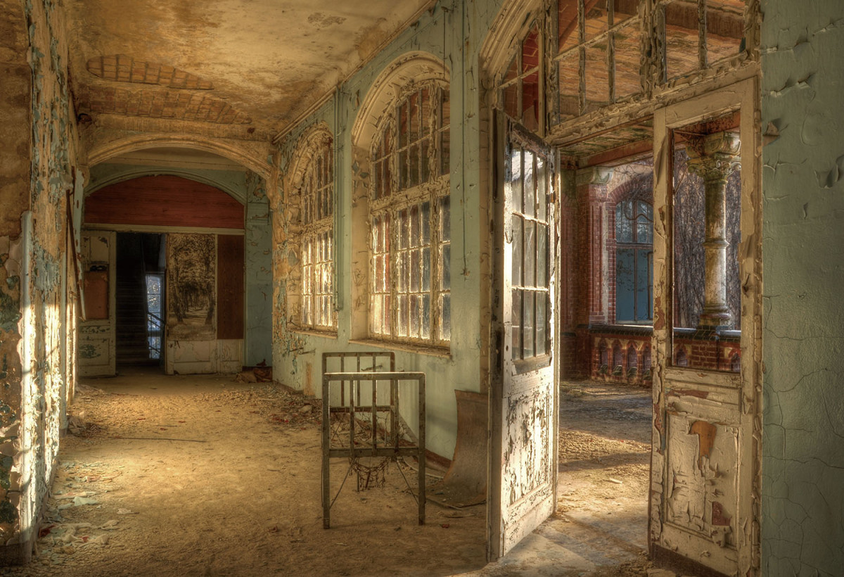 19d4659bd4d13d5984f1115c286e7119a6aca3c8.jpg